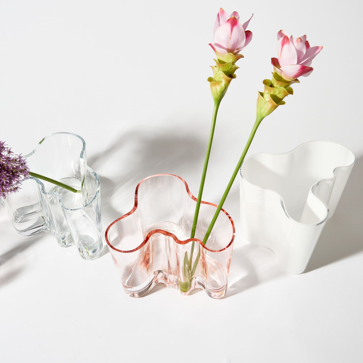 Alvar Aalto Collection Vase 160mm opal - Aalto vase 160mm opal