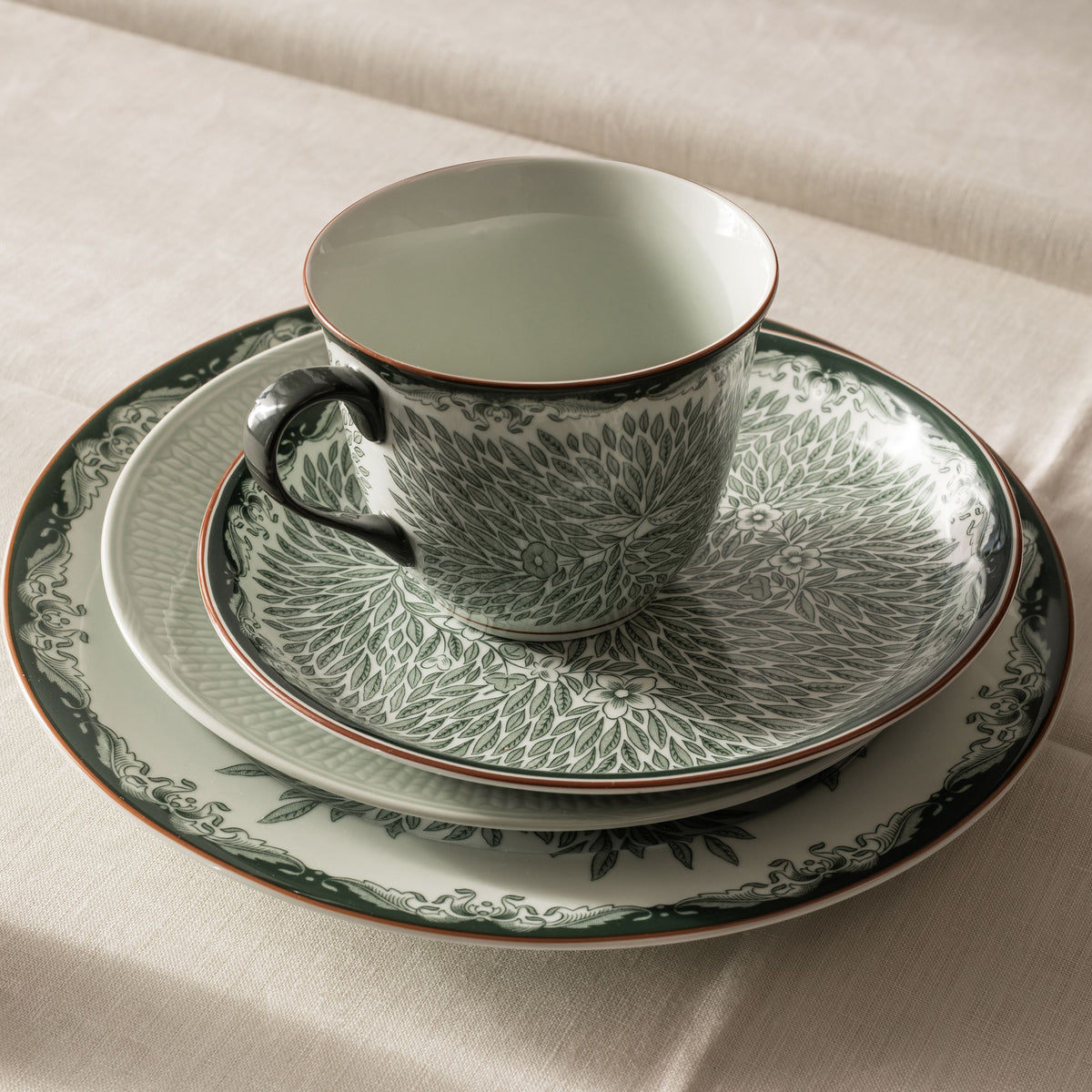 Ostindia Floris mug 40+plate 20 grön 2pc - Ostindia Floris mug 40+plate20 green 2pc