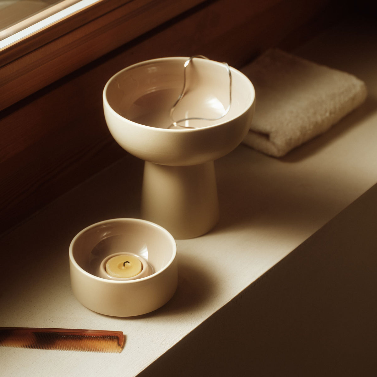 Kirnu ljuslykta 11x5cm beige - Kirnu tealight candleholder 11x5cm beige