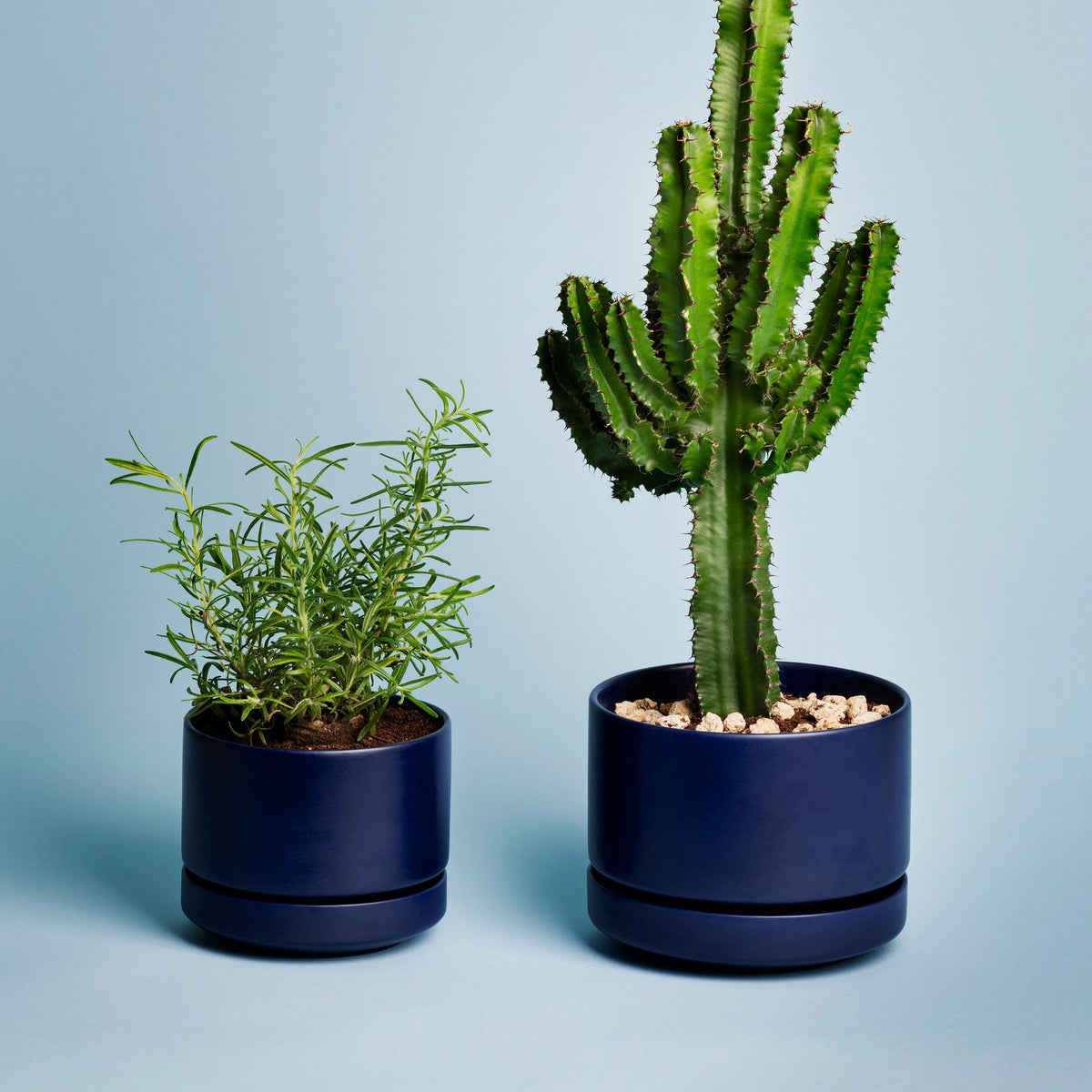 Arabia kruka SN 19cm matt blå - Arabia plant pot SN 19cm blue matt