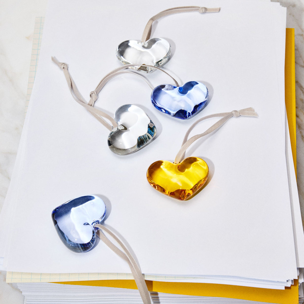 Iittala lasisydän 50mm keltainen 3kpl - Iittala glass heart 50mm yellow 3pc